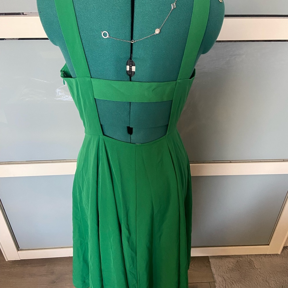 NWOT Susana Monoco Green H/L back cutout Dress